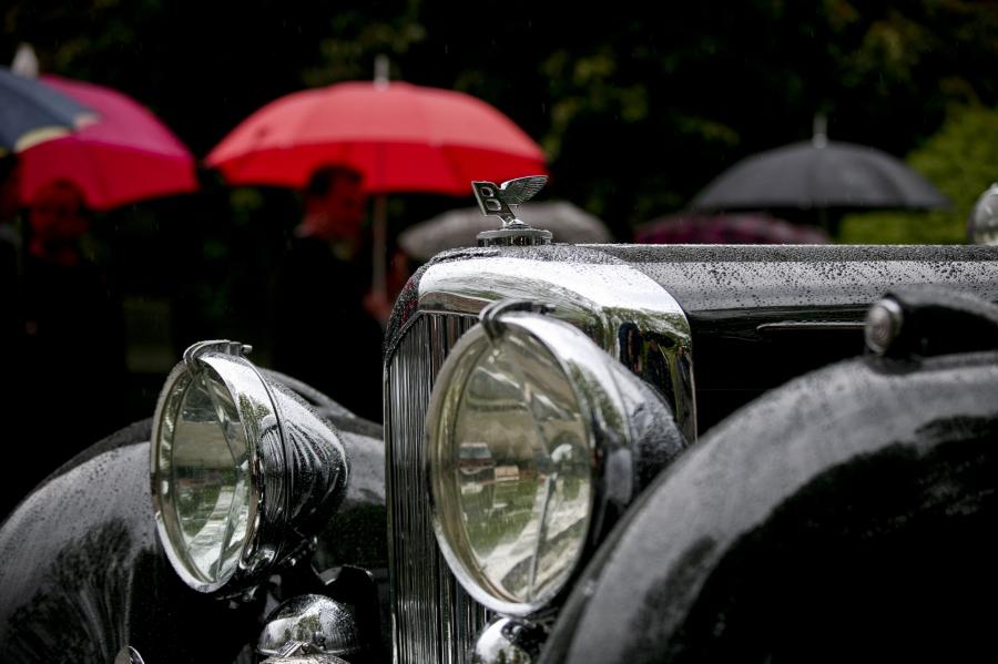 Детали экстерьера Bentley 4&frac14;-Litre Carlton Cabiolet 1938 года  (фото 6 из 8)